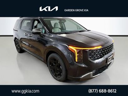 New 2025 Kia Carnival SX w/ SX Dark Edition Package