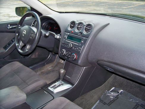 Used 2011 Nissan Altima 2.5 S image 36