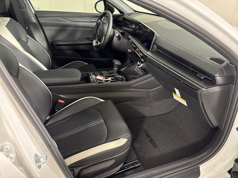 New 2026 Kia K5 GT-Line image 13