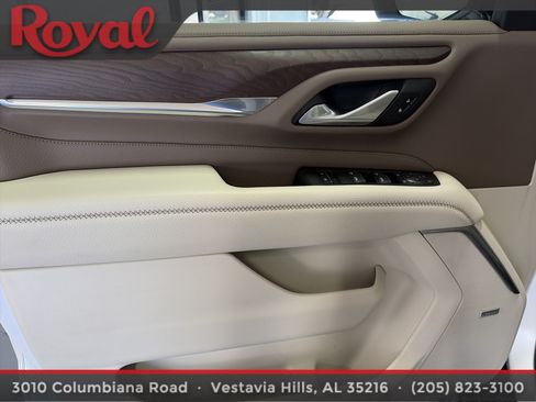 Used 2022 GMC Yukon Denali RWD image 28