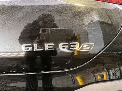 New 2026 Mercedes-Benz GLE 63 AMG S image 6