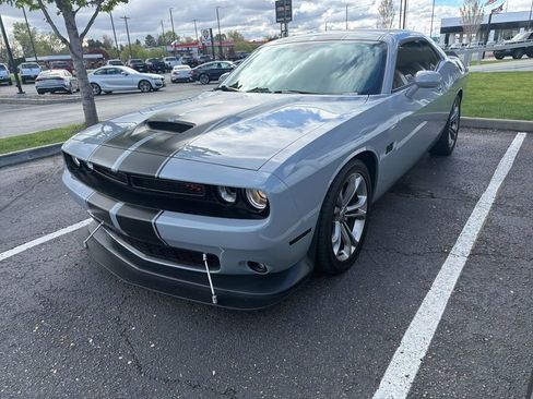 Used 2020 Dodge Challenger R/T image 1