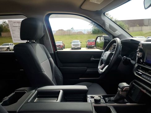 Used 2022 Toyota Tundra SR5 image 34