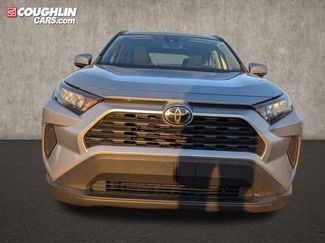 Used 2020 Toyota RAV4 LE video 2