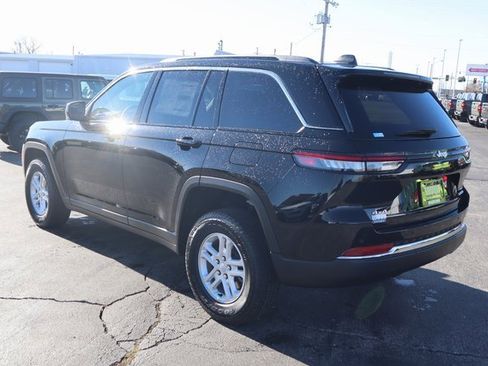 New 2025 Jeep Grand Cherokee Laredo image 19