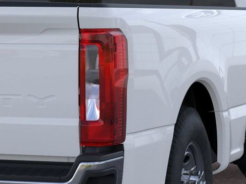 New 2026 Ford F250 2WD SuperCab Super Duty image 22