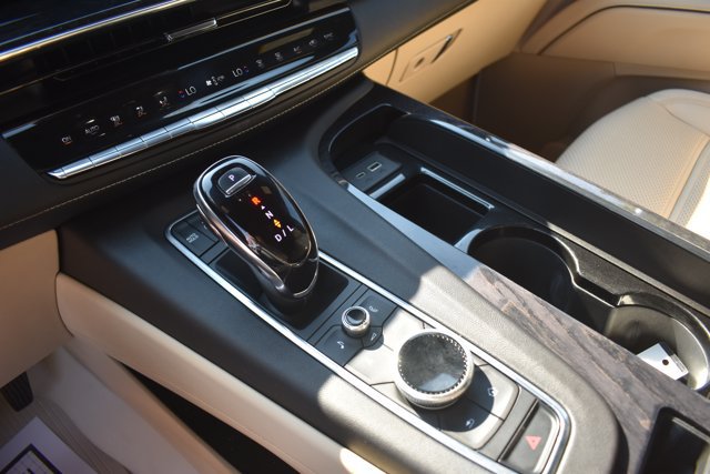 Used 2021 Cadillac Escalade ESV Premium Luxury RWD image 29