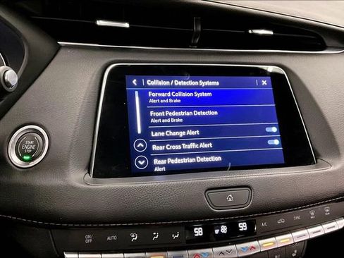 Used 2022 Cadillac XT4 Sport AWD/4WD image 38