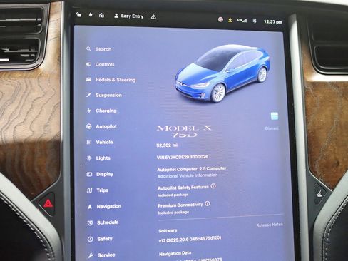 Used 2018 Tesla Model X 75D image 23