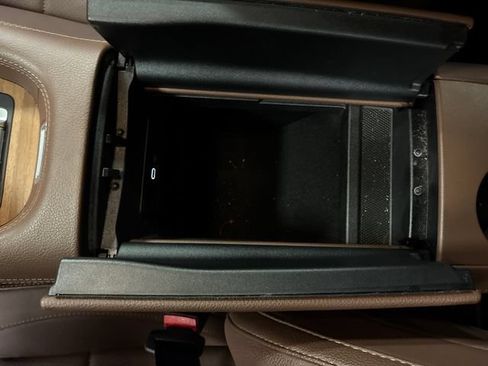 Used 2024 Mercedes-Benz GLS 450 4MATIC image 27