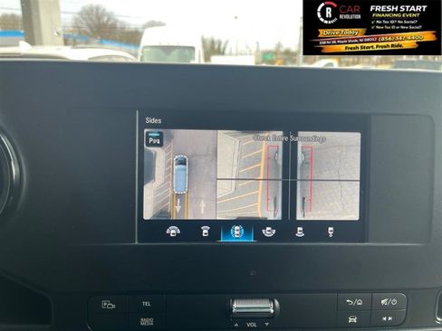 Used 2024 Mercedes-Benz Sprinter 2500 image 23
