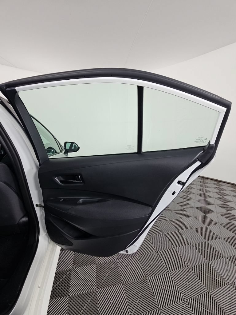 Used 2024 Toyota Corolla LE FWD image 17