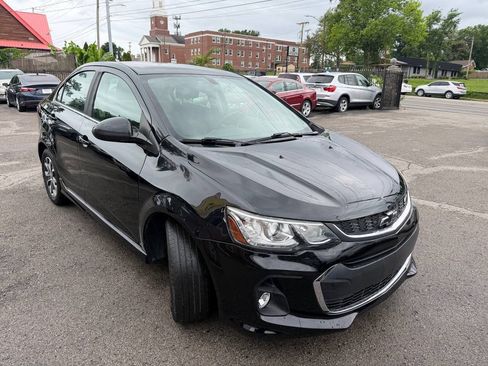Used 2018 Chevrolet Sonic LT FWD image 4