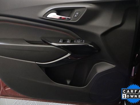 Used 2025 Chevrolet Trax RS w/ Driver Confidence Package image 23