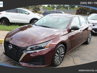 Used 2024 Nissan Altima 2.5 SV