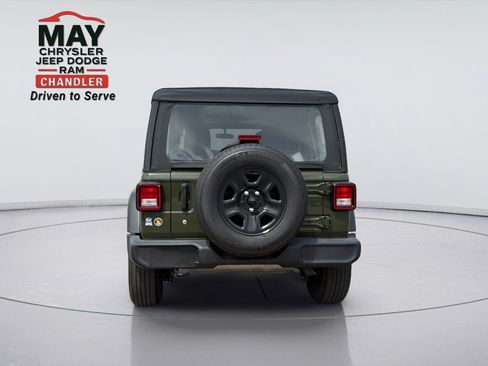 Used 2021 Jeep Wrangler Unlimited Sport AWD/4WD image 6