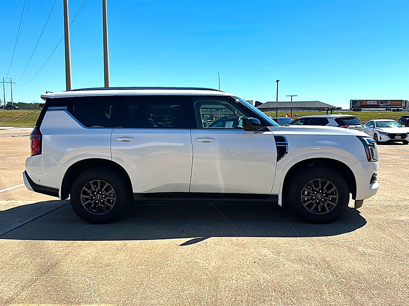 Used 2026 Nissan Armada SV RWD image 9