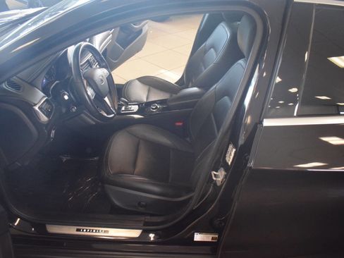 Used 2018 INFINITI QX30 Premium w/ Navigation Package image 48