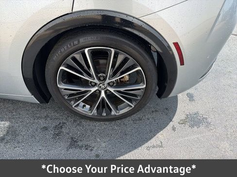 Used 2023 Toyota Prius XLE image 11