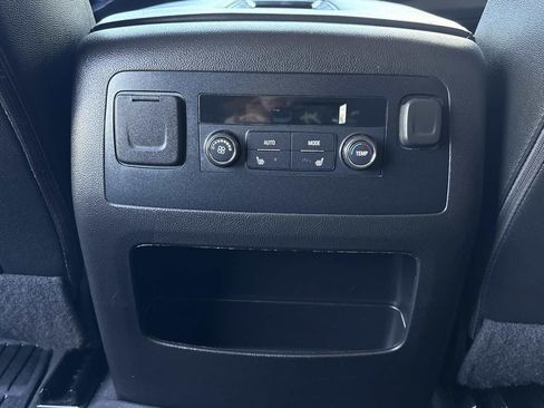 Used 2019 GMC Yukon SLT RWD image 15
