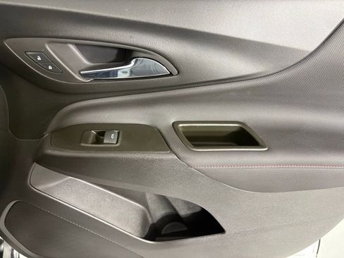 Used 2023 Chevrolet Equinox RS image 14