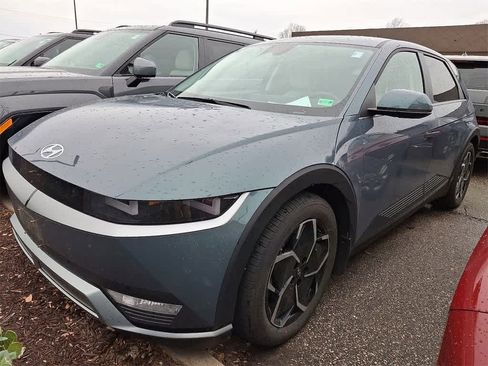 Used 2023 Hyundai Ioniq 5 SEL image 1