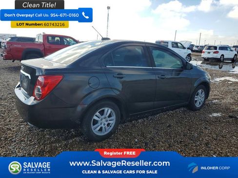 Used 2015 Chevrolet Sonic LT FWD image 4