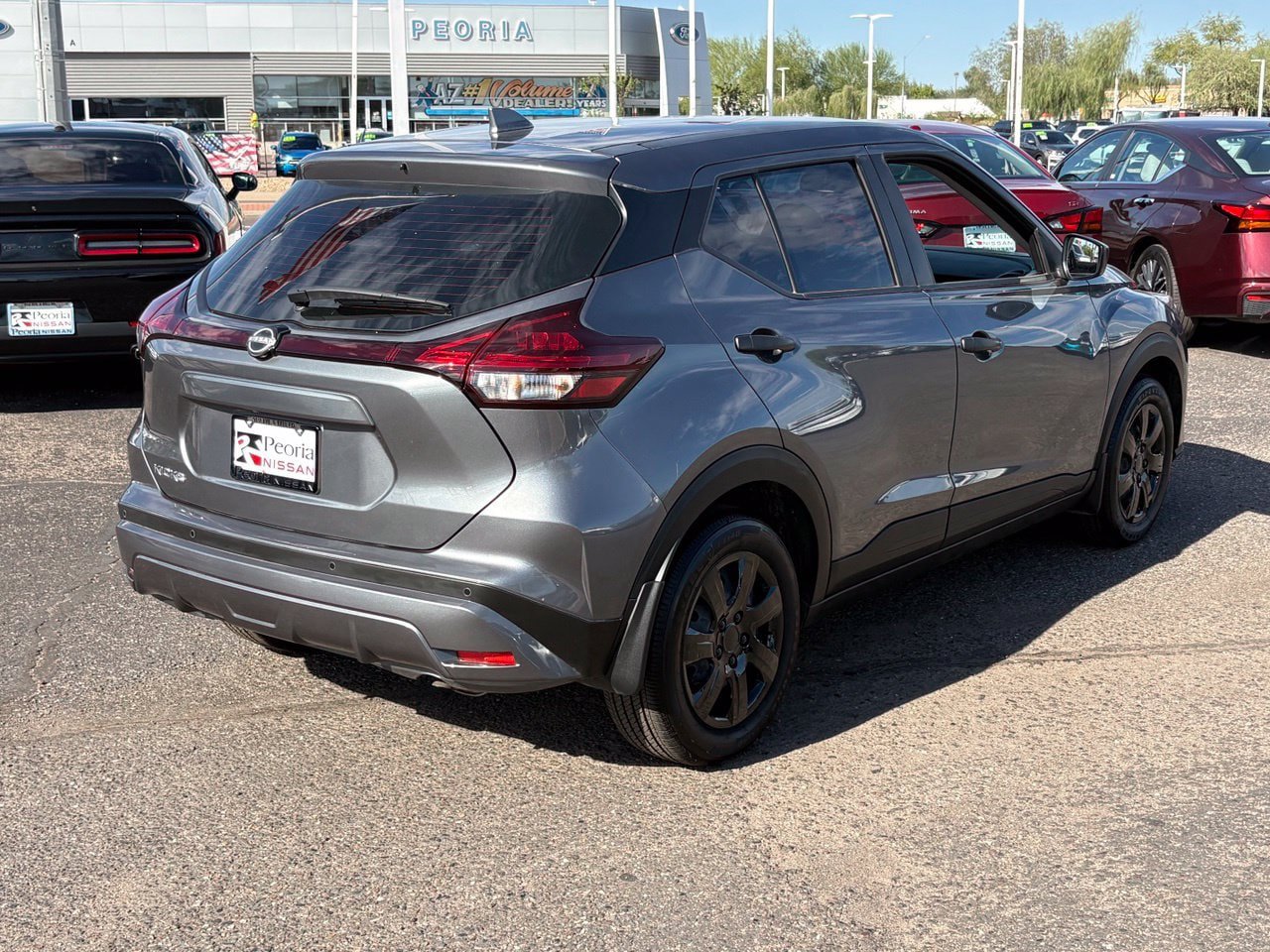 Certified 2025 Nissan Kicks Play S FWD image 6