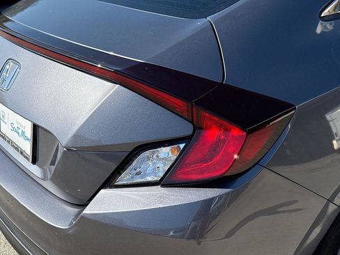 Used 2020 Honda Civic EX image 24