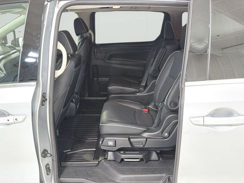 Used 2025 Honda Odyssey Elite image 22