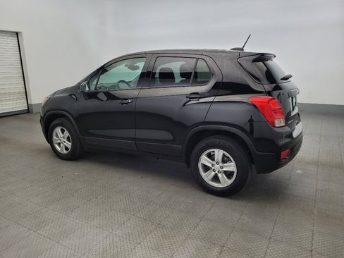 Used 2020 Chevrolet Trax LS w/ Tint and Cruise Package AWD/4WD image 3