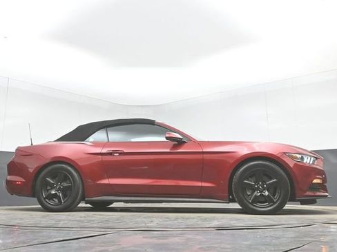Used 2017 Ford Mustang Convertible RWD image 46