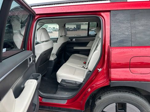 Used 2025 Hyundai Santa Fe SEL AWD/4WD image 20