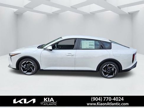 New 2025 Kia K4 EX image 3