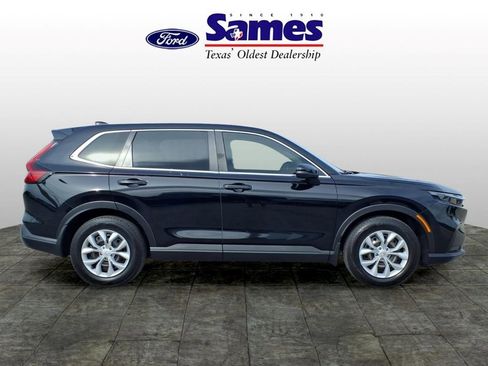 Used 2024 Honda CR-V LX image 2