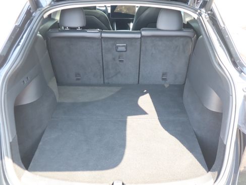 Used 2020 Tesla Model Y Long Range AWD/4WD image 23