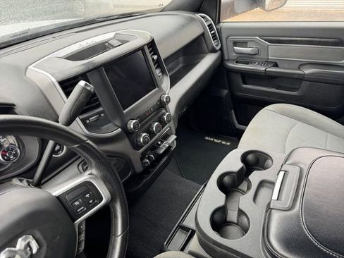 Used 2022 RAM 3500 Big Horn image 12