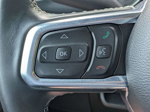Used 2022 Jeep Wrangler Unlimited Sahara w/ Cold Weather Group AWD/4WD image 13