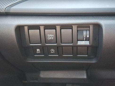 Used 2022 Subaru Forester AWD/4WD image 28
