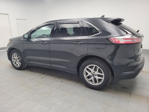 Used 2021 Ford Edge SEL w/ Convenience Package image 3