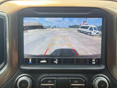 Used 2022 Chevrolet Silverado 1500 High Country w/ LPO, Dark Essentials Package AWD/4WD image 24