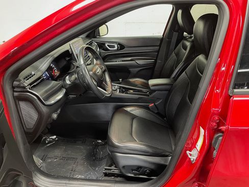 Used 2022 Jeep Compass Limited AWD/4WD image 3