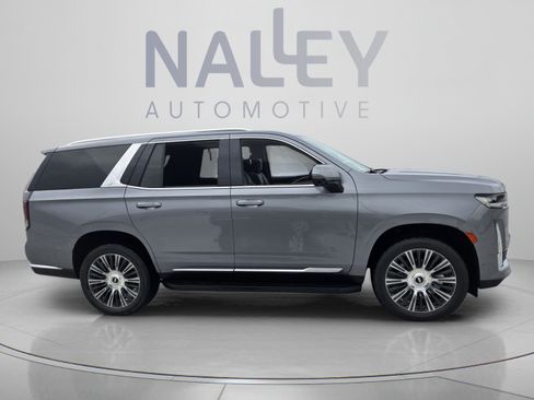 Used 2021 Cadillac Escalade Premium Luxury AWD/4WD image 6