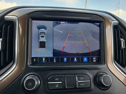 Used 2020 Chevrolet Silverado 1500 High Country w/ Technology Package image 23