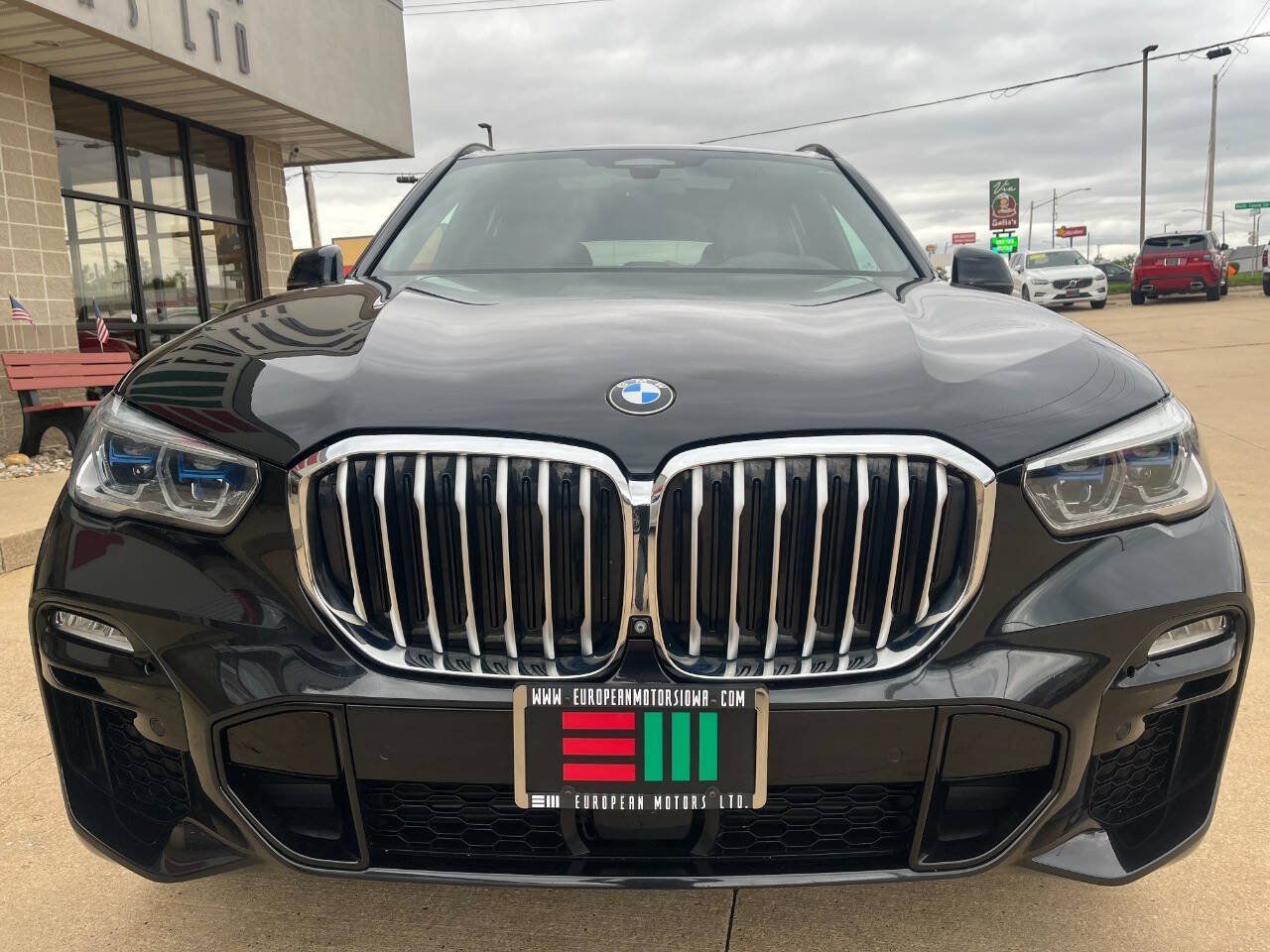 Used 2019 BMW X5 xDrive40i w/ M Sport Package AWD/4WD image 7