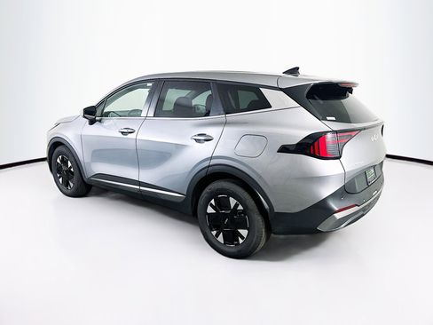 Used 2026 Kia Sportage LX FWD image 5