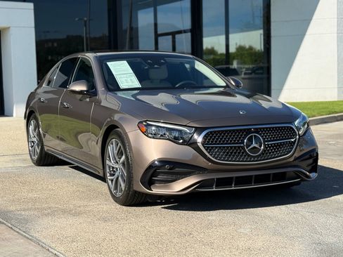 Used 2026 Mercedes-Benz E 350 Sedan image 8
