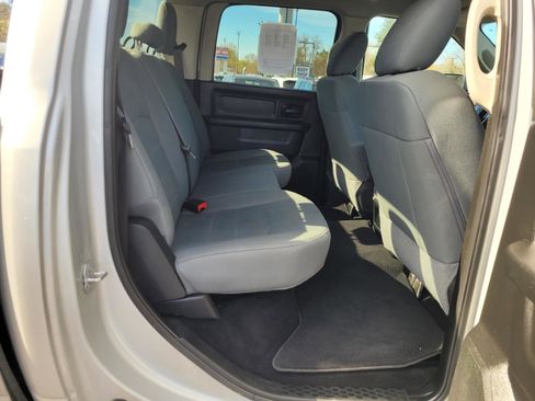 Used 2018 RAM 2500 Tradesman w/ Chrome Appearance Group AWD/4WD image 18