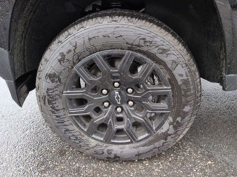 New 2026 Chevrolet Colorado W/T image 27