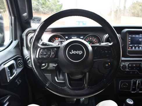 Used 2020 Jeep Wrangler Unlimited Sport image 28